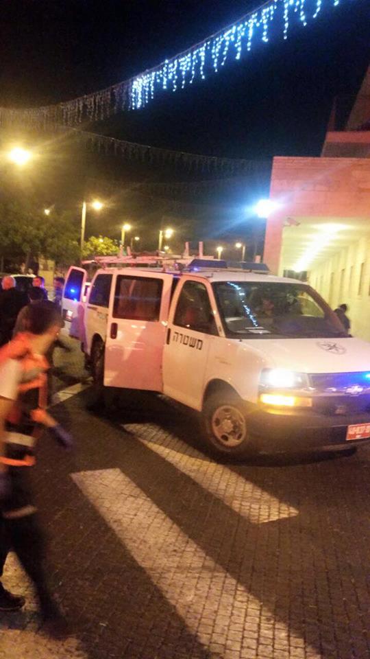   عاجل :حريق هائل داخل مسجد الجزار في عكا وأهالي عكا ينتفضون لحمايته واخماد الحريق 
